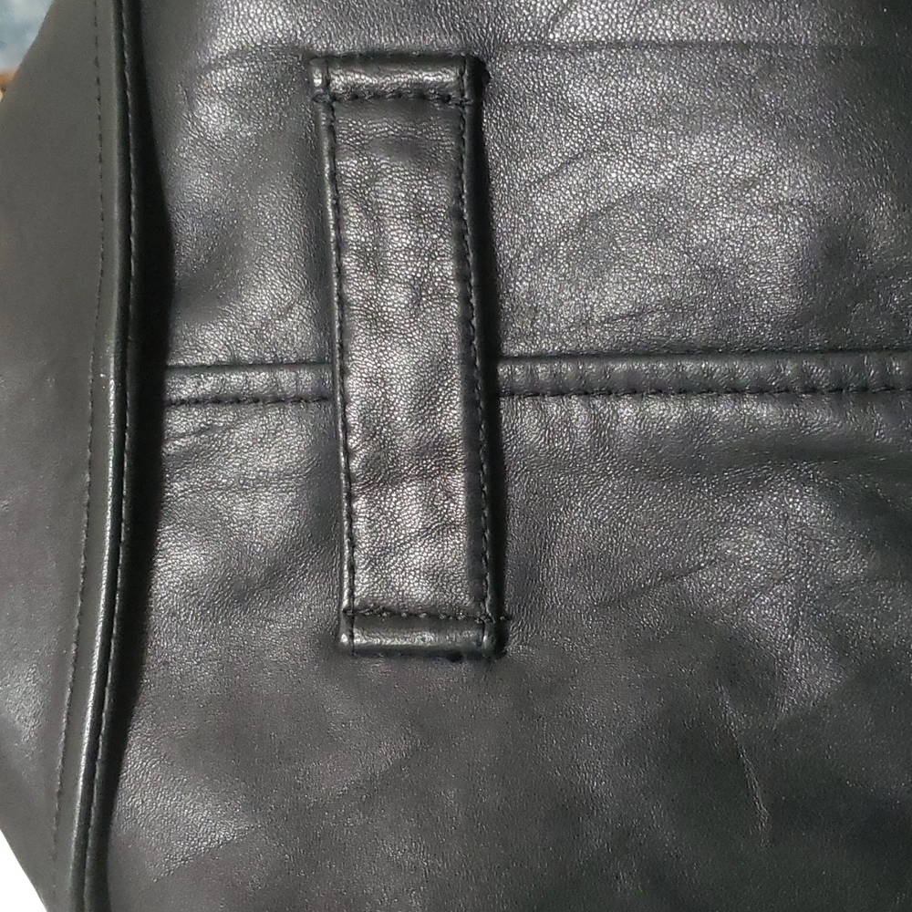 ROUNDTREE & YORK Black Lambskin Leather Bomber Jacket - Picture 5 of 14